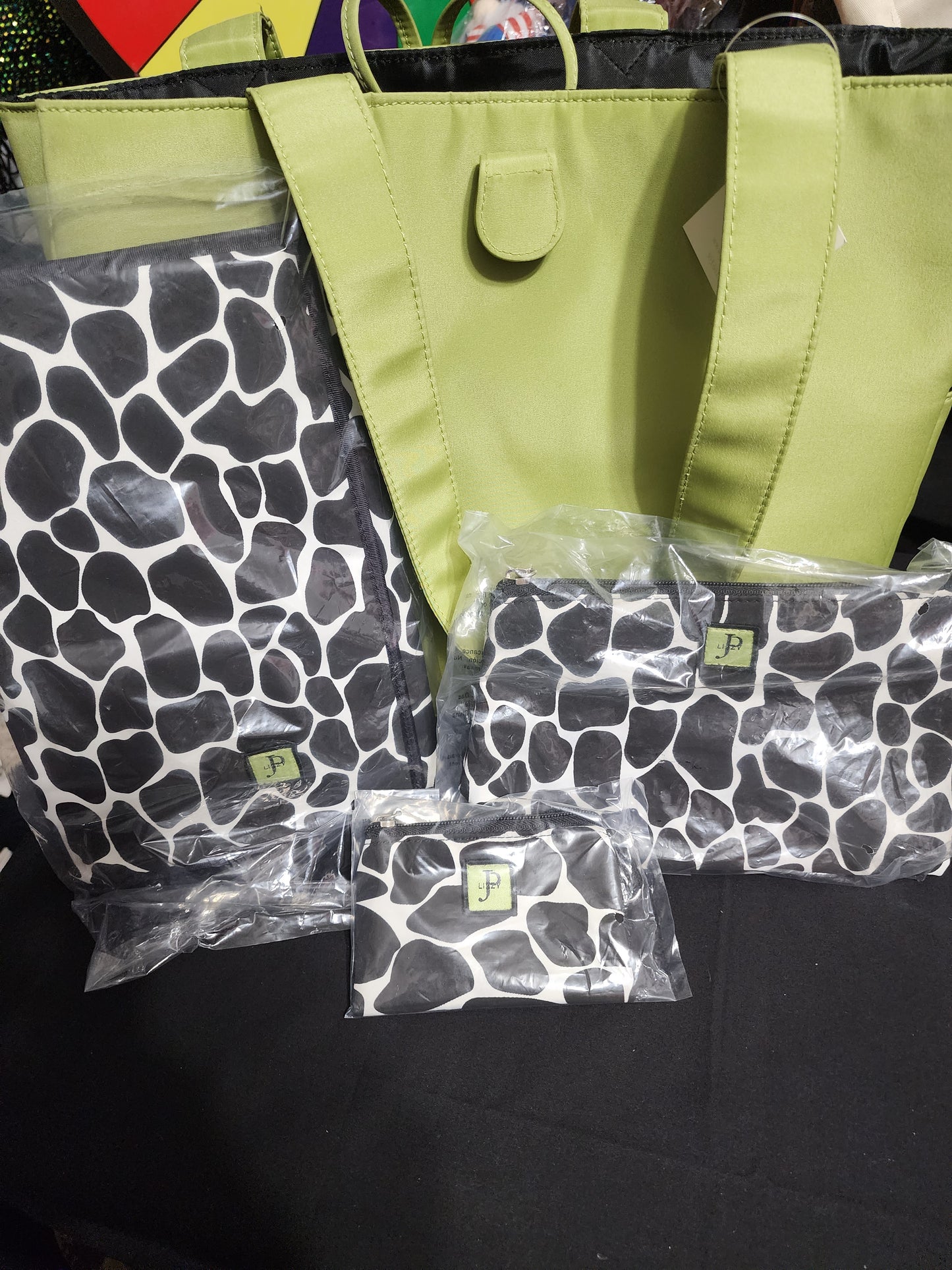 JP Lizzy Giraffe Tote/Diaper Bag