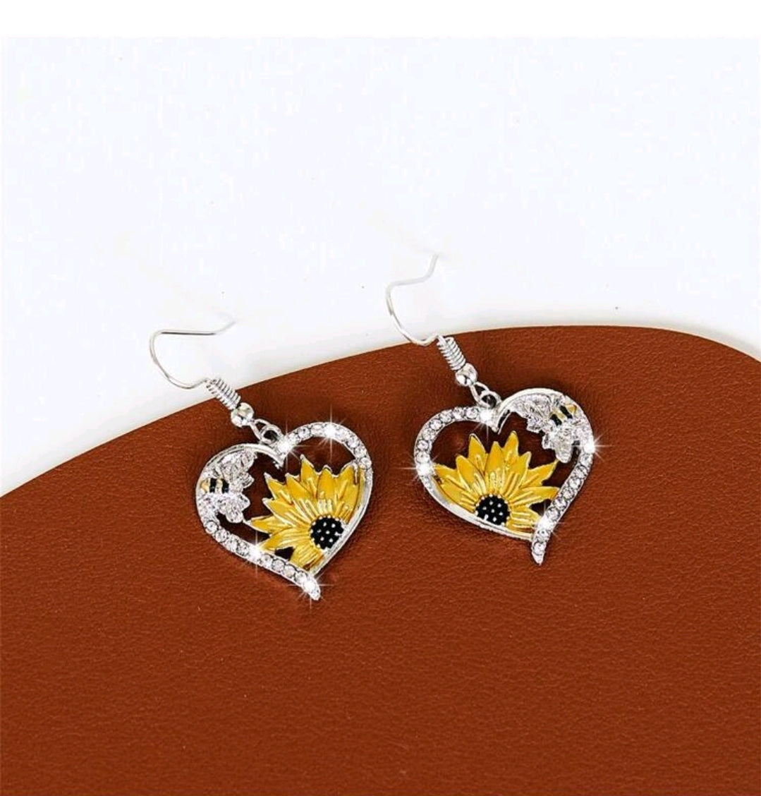 Heart Shaped Bee & Sunflower Pendant Earrings