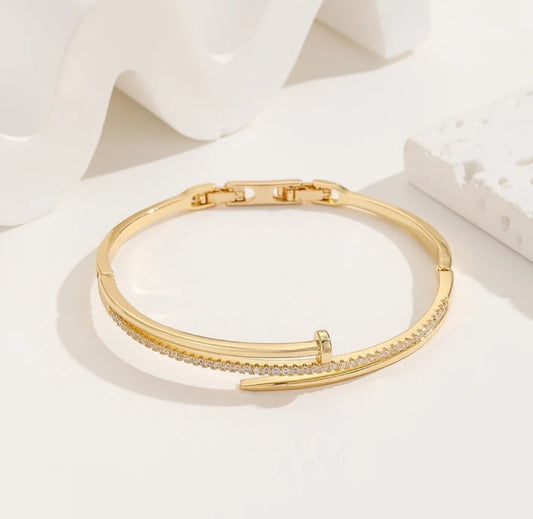Luxury Style AAA Zircon Hinged Bracelet (Gold or Silver)