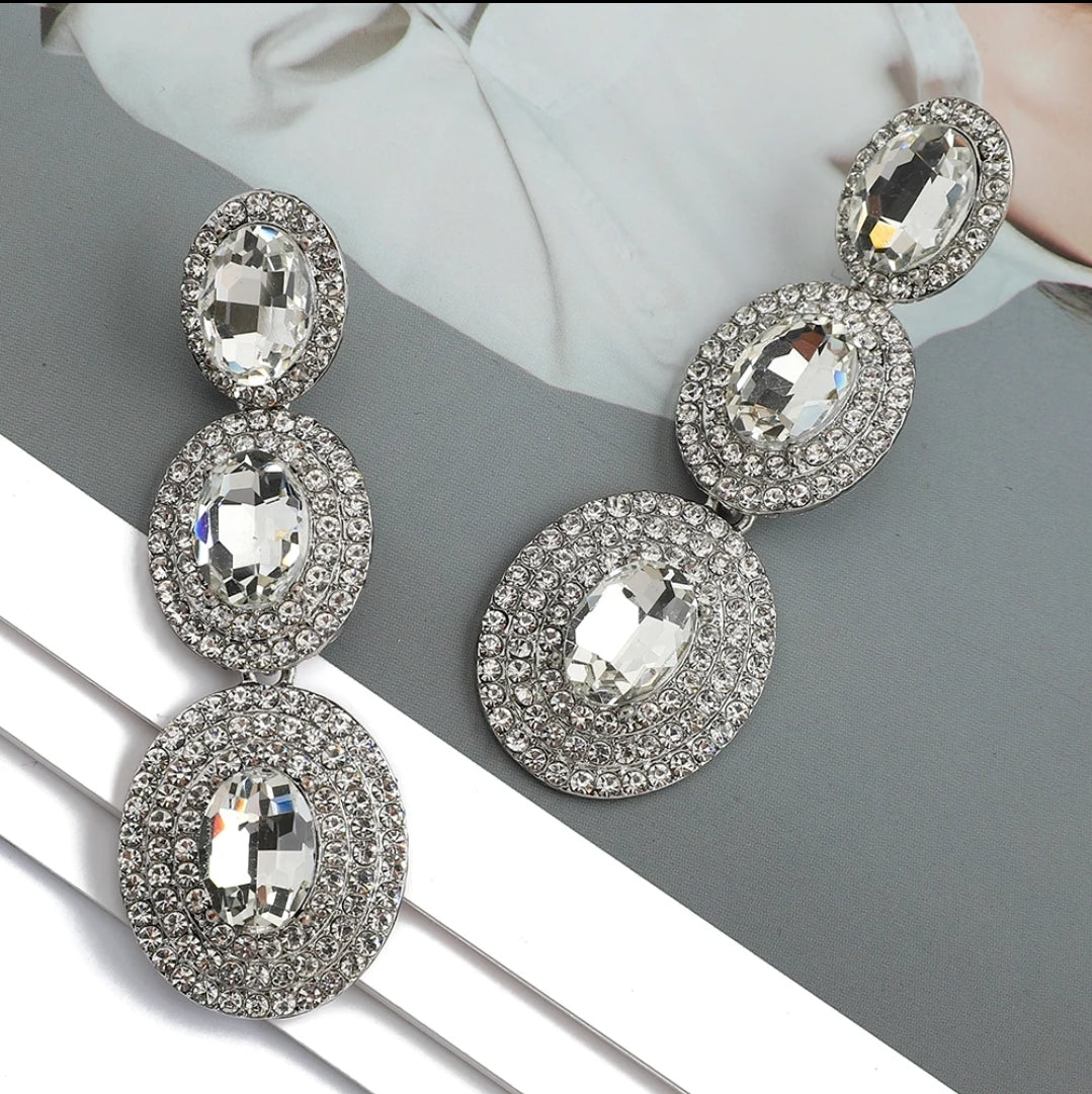 Full Crystal Elegant Earrings