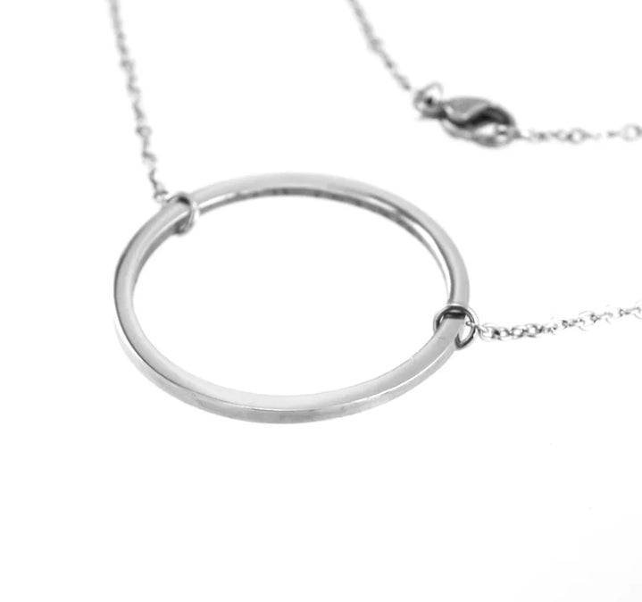 Stainless Steel Circle Slide Pendant w/ a Rolo 18in Chain
